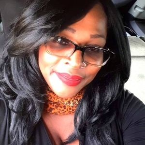 Meet your Posher, Tania